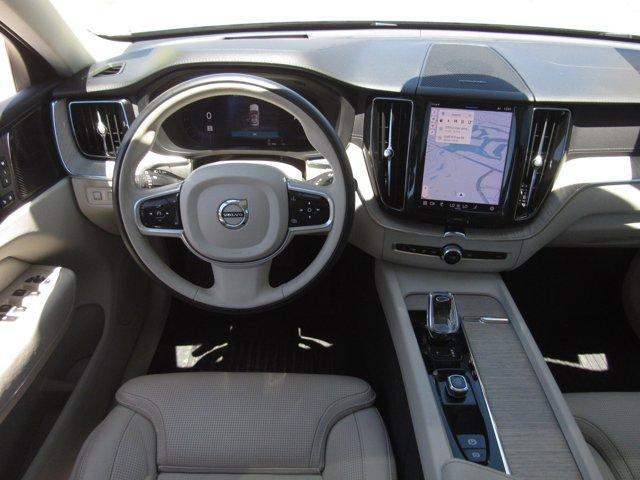 Photo of 2022 Denim Blue Metallic Volvo XC60 Recharge Plug-In Hybrid