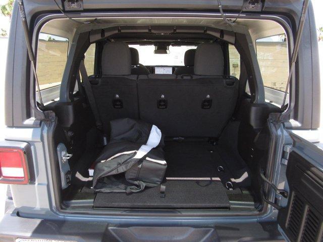 Photo of 2025 Anvil Clearcoat Jeep Wrangler