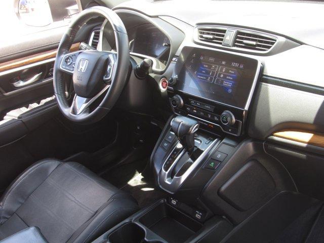 Photo of 2022 Platinum White Pearl Honda CR-V