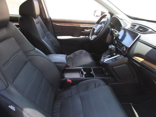 Photo of 2022 Platinum White Pearl Honda CR-V