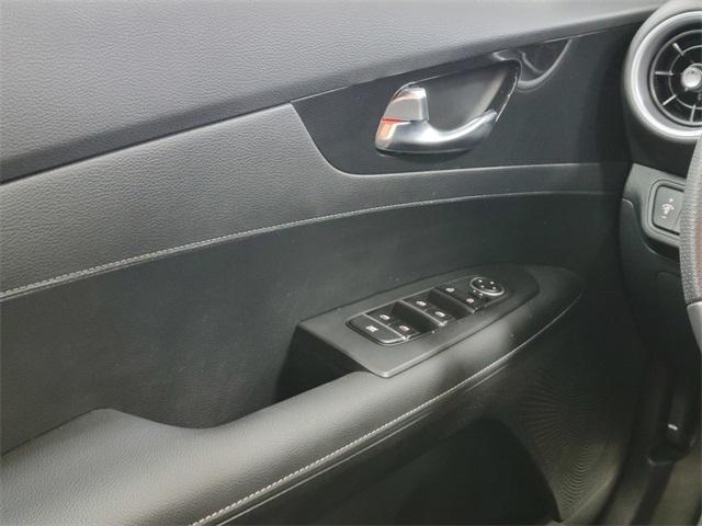 Photo of 2024 Deep Sea Blue Kia Forte