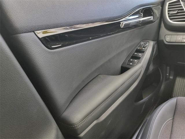 Photo of 2026 Blue / Black Kia Seltos