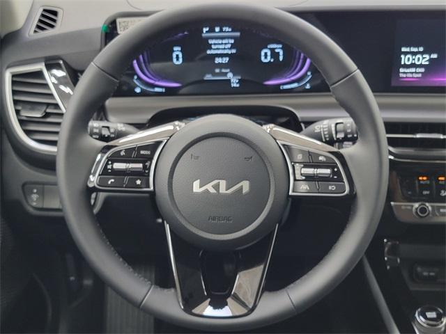 Photo of 2026 Blue / Black Kia Seltos