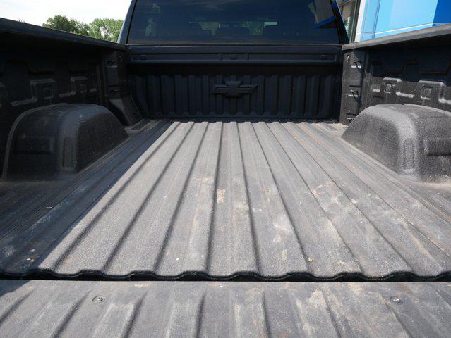 Photo of 2022 Black Chevrolet Silverado 1500