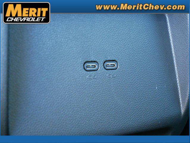 Photo of 2026 Summit White Chevrolet Equinox EV