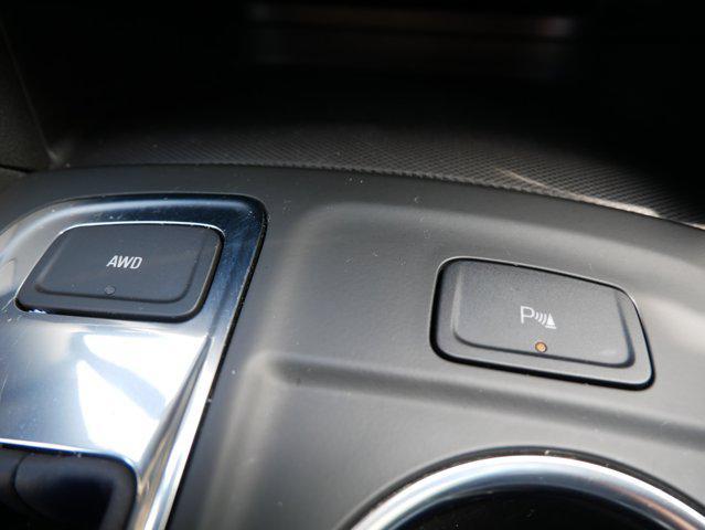 Photo of 2022 Mosaic Black Metallic Chevrolet Equinox