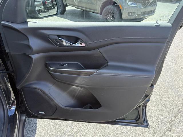 Photo of 2023 Ebony Twilight Metallic GMC Acadia