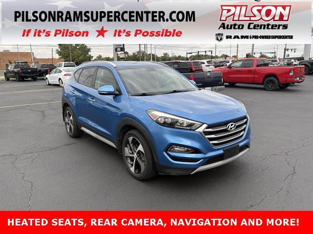 Photo of 2017 Caribbean Blue Hyundai TUCSON