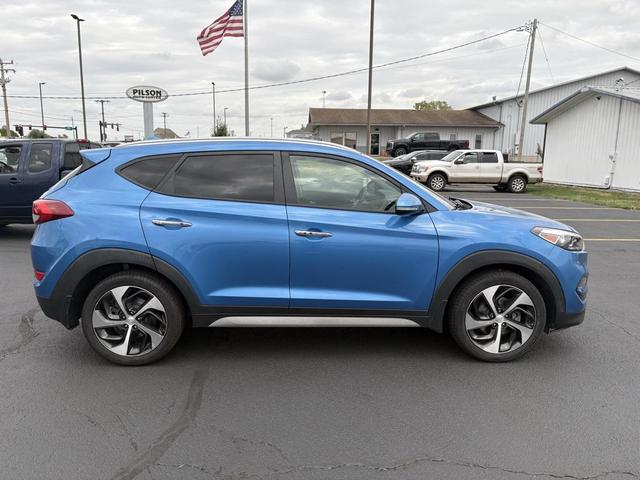 Photo of 2017 Caribbean Blue Hyundai TUCSON
