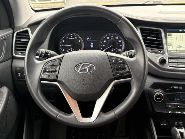 Photo of 2017 Caribbean Blue Hyundai TUCSON