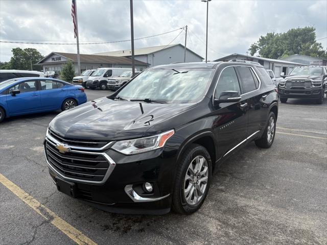Photo of 2018 Mosaic Black Metallic Chevrolet Traverse