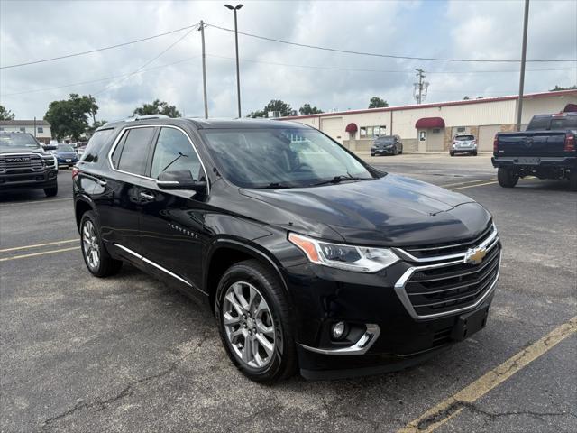 Photo of 2018 Mosaic Black Metallic Chevrolet Traverse