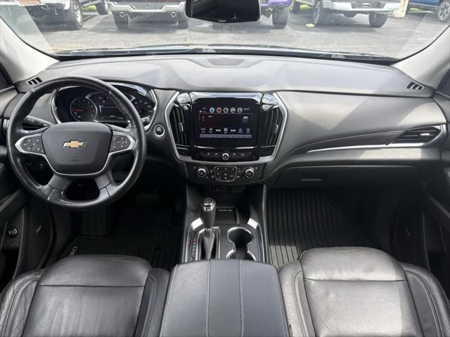 Photo of 2018 Mosaic Black Metallic Chevrolet Traverse