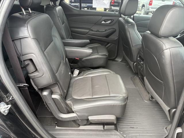 Photo of 2018 Mosaic Black Metallic Chevrolet Traverse