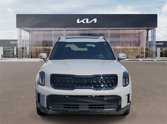 Photo of 2025 Wolf Gray Kia Telluride