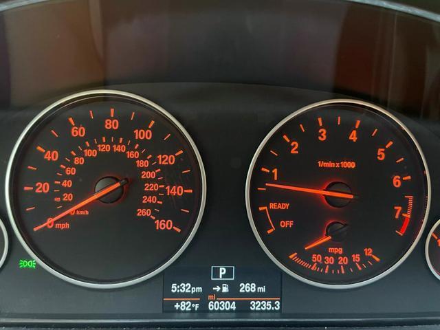 Photo of 2018 Silver BMW 320