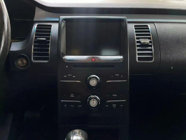 Photo of 2014 White Ford Flex
