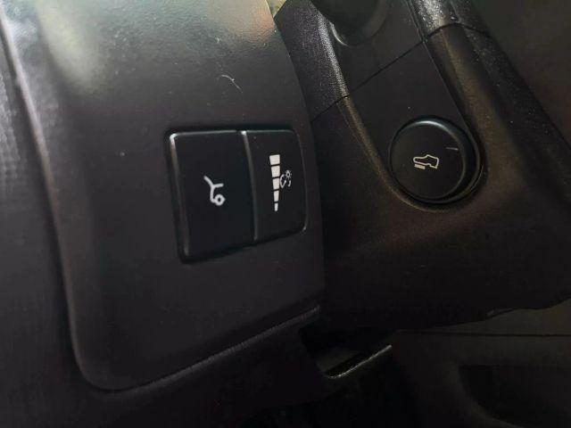 Photo of 2014 White Ford Flex