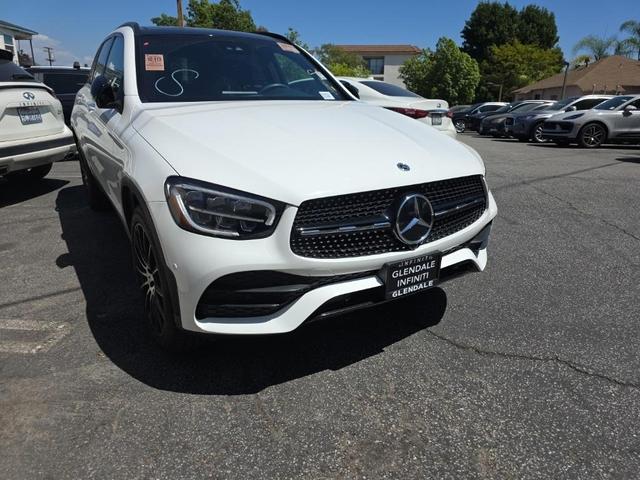 Photo of 2021 Polar White Mercedes-Benz GLC 300