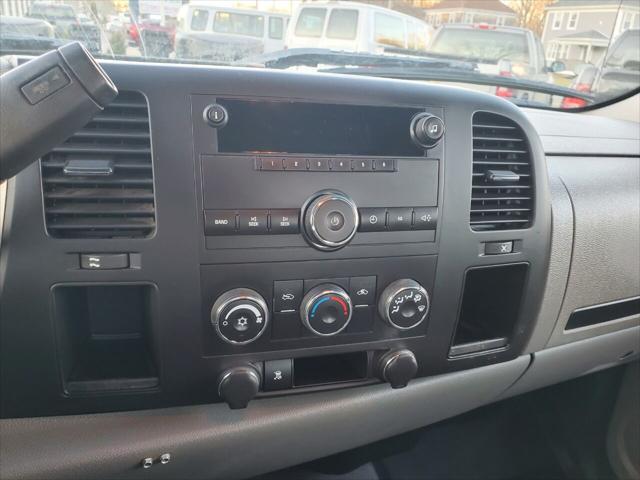 Photo of 2011 Imperial Blue Metallic Chevrolet Silverado 2500