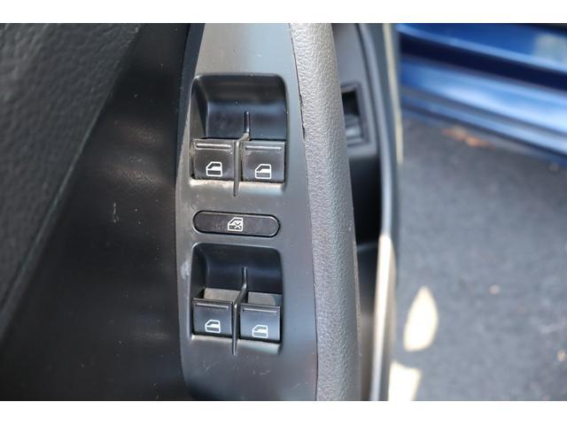 Photo of 2011 Blue Volkswagen Jetta