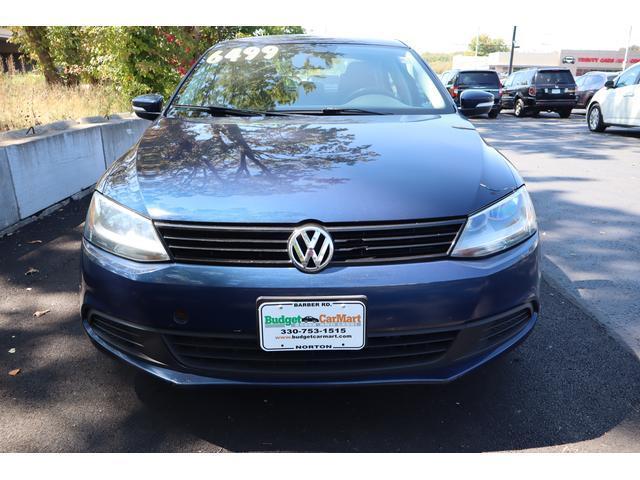 Photo of 2011 Blue Volkswagen Jetta