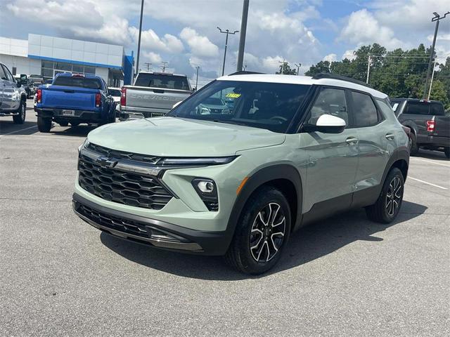 Photo of 2026 Green Chevrolet Trailblazer
