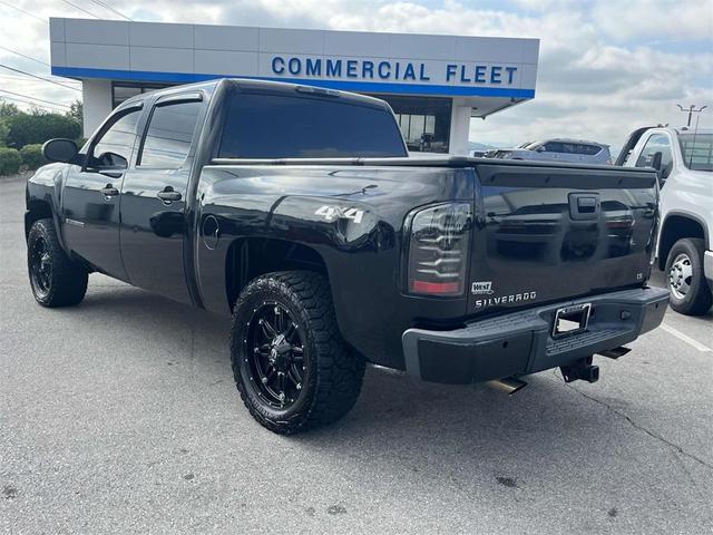 Photo of 2009 Black Chevrolet Silverado 1500