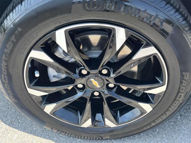 Photo of 2023 Summit White Chevrolet Trailblazer