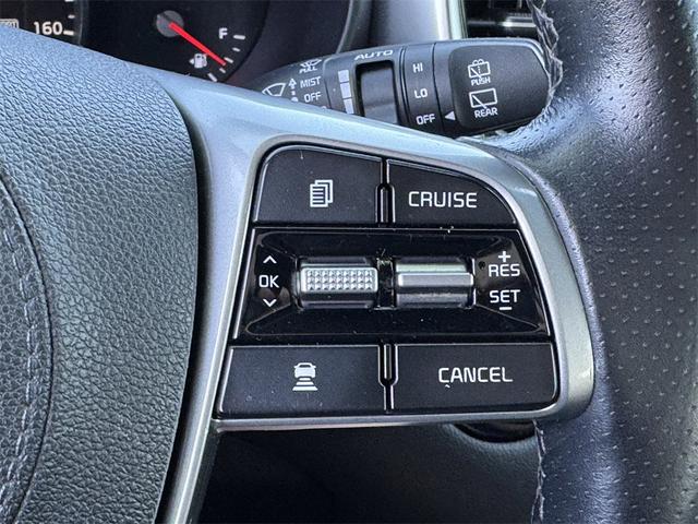 Photo of 2019 Titanium Silver Kia Sorento