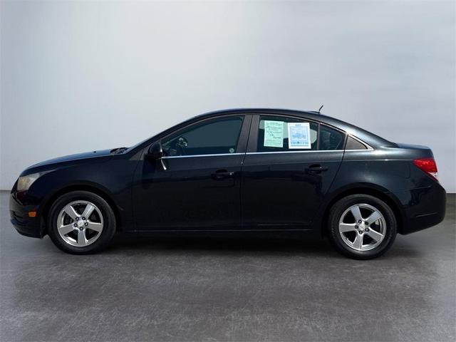 Photo of 2011 Black Granite Metallic Chevrolet Cruze