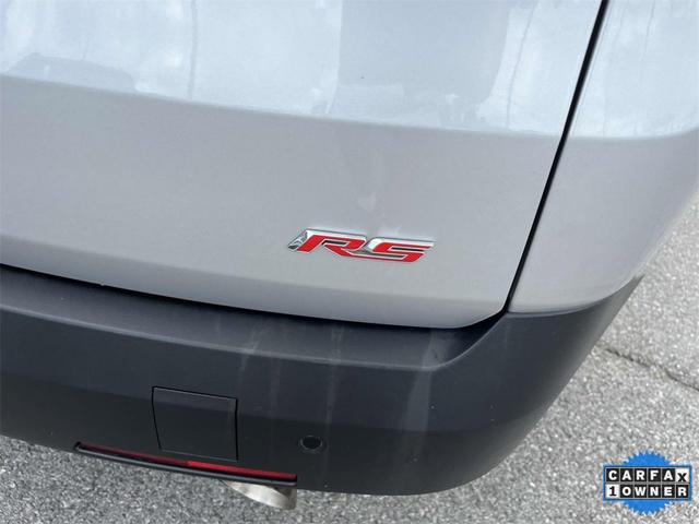 Photo of 2021 Silver Ice Metallic Chevrolet Traverse