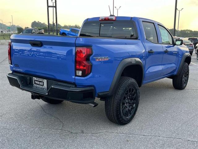 Photo of 2026 Blue Metallic Chevrolet Colorado