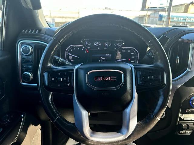Photo of 2019 White GMC Sierra 1500