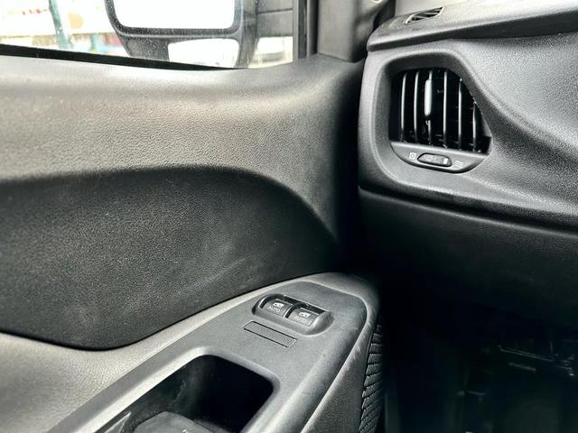Photo of 2021 Bright White RAM ProMaster City