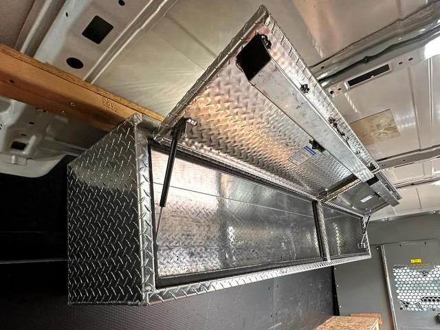 Photo of 2018 Oxford White Ford Transit-350