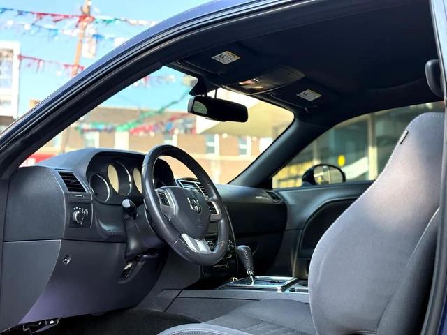Photo of 2014 Jazz Blue Pearlcoat Dodge Challenger