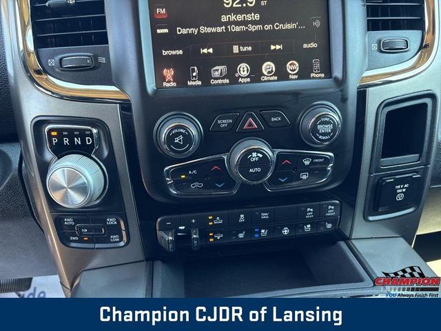 Photo of 2017 Brilliant Black Crystal Pearlcoat RAM 1500