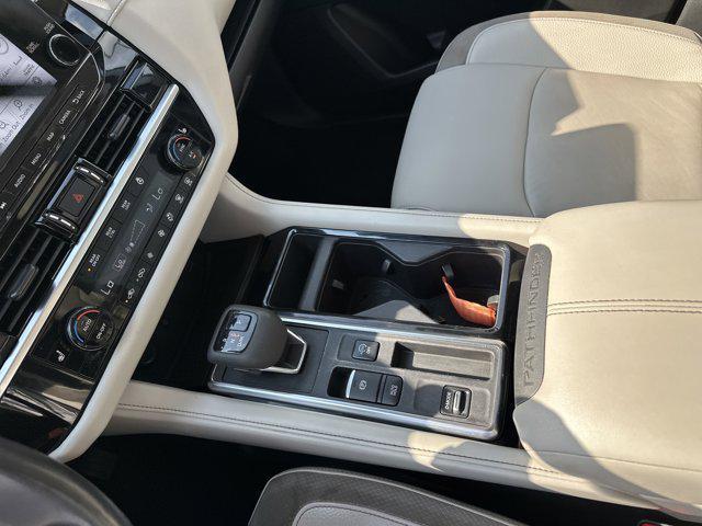 Photo of 2022 Gun Metallic Nissan Pathfinder