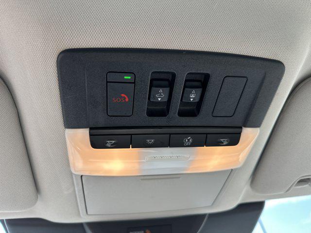 Photo of 2022 Gun Metallic Nissan Pathfinder