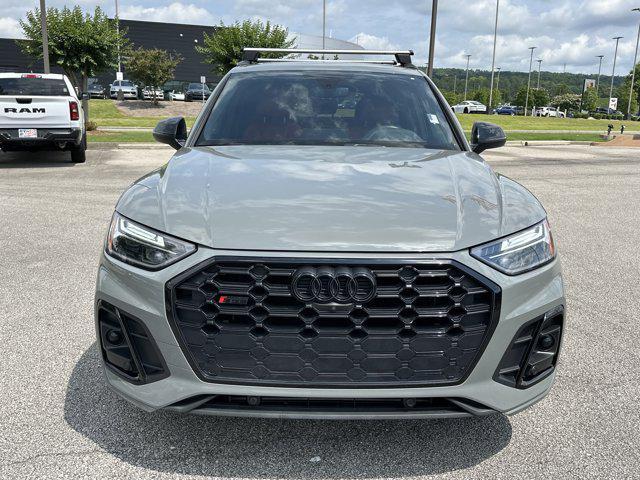 Photo of 2022 Gray Audi SQ5