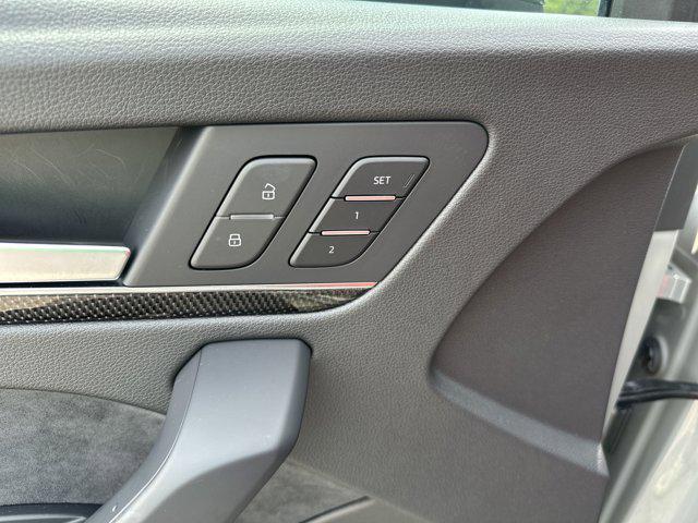 Photo of 2022 Gray Audi SQ5