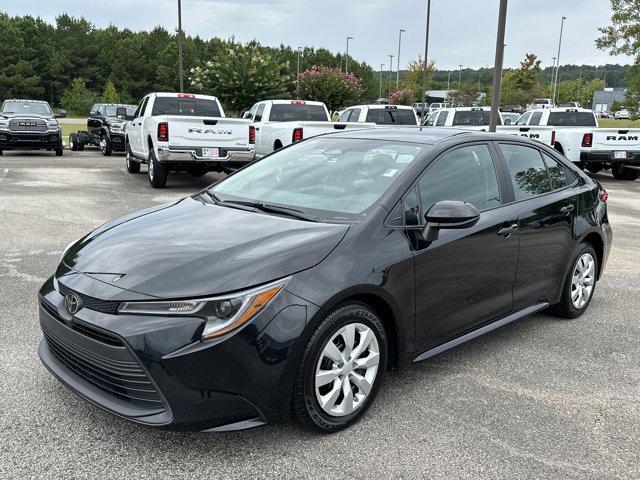 Photo of 2023 Black Toyota Corolla