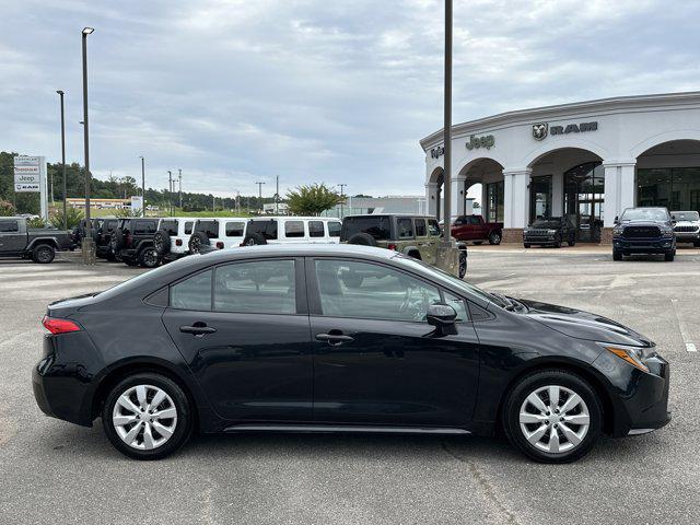 Photo of 2023 Black Toyota Corolla