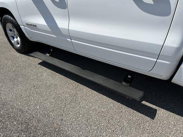 Photo of 2023 Bright White Clearcoat RAM 1500