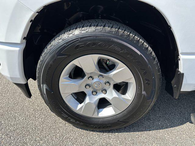 Photo of 2023 Bright White Clearcoat RAM 1500