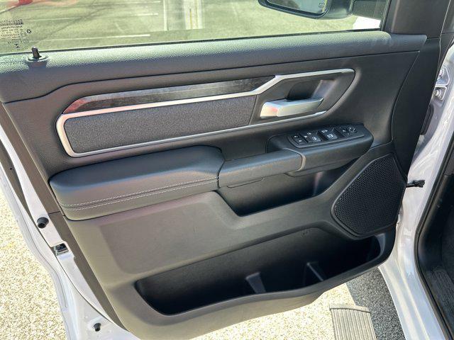 Photo of 2023 Bright White Clearcoat RAM 1500