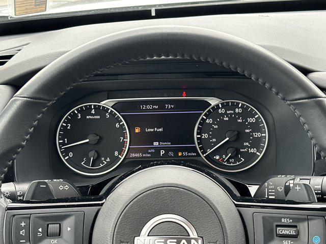 Photo of 2022 Brilliant Silver Metallic Nissan Pathfinder