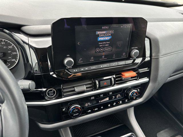 Photo of 2022 Brilliant Silver Metallic Nissan Pathfinder