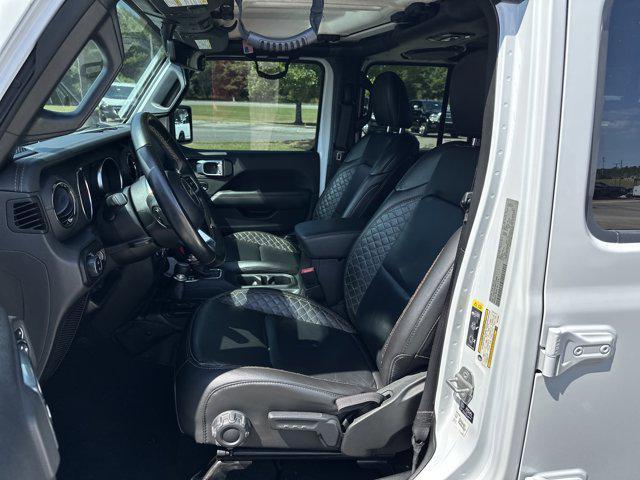 Photo of 2021 Bright White Clearcoat Jeep Gladiator